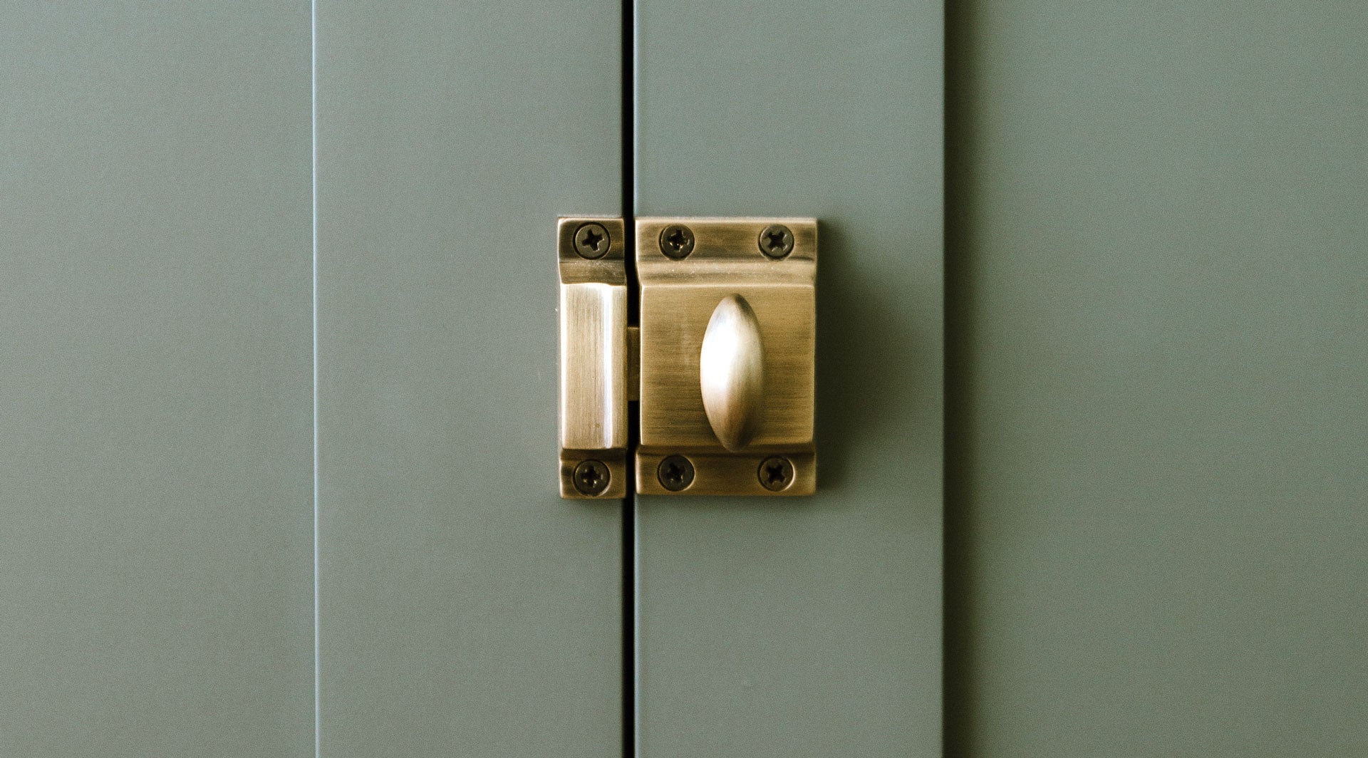 brass flush catch cabinet hardware